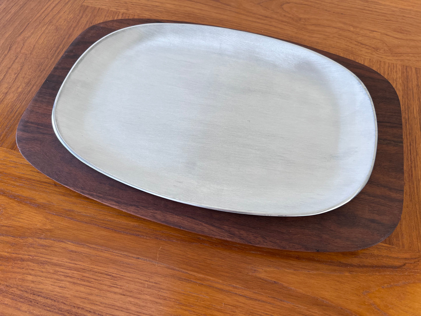 Gladmark Walnut and Stainless Sizzler Plate